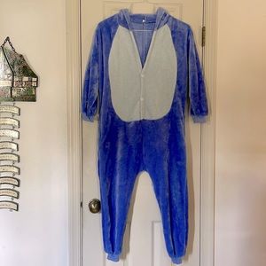 Stitch onesie size 10-12.